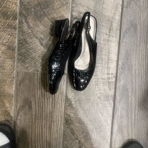 Trotters Black Patent leather Slingback 1”Heels